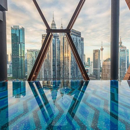 Scarletz Suites Klcc By Deko Куала-Лумпур Экстерьер фото